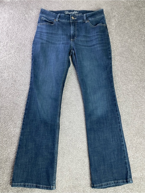Wrangler Denim - Wrangler Jeans Women’s 11 Blue Boot Cut Low Rise Medium Wash Stretch Western